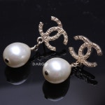 새제품다르고  샤넬 귀걸이 CHANEL 필웨이