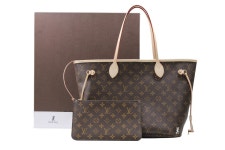 신상 새재품 네버풀 MM 베이지  Louis Vuitton