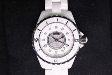 ㅁ신품급ㅁ 샤넬 J12 H2123 화이트세라믹 12P 다이아 풀셋33mm CHANEL
