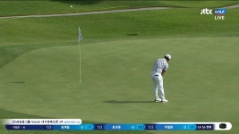 1R 14번홀 바람이라도 불었으면.. 홀컵 앞에 멈춰버린 김태우1468... 불었으면.. 홀컵 앞에 멈춰버린 김태우1468의 버디 퍼트