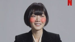 [Netflix] 배두나가 생각하는 시목과 범팔은?｜키워드인터뷰 - kakaoTV [Netflix] 배두나가 생각하는 시목과 범팔은?｜키워드인터뷰