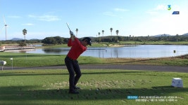 2R 16번홀 덩크 샷이 될 뻔한 김태훈의 티 샷 - kakaoTV 2R 16번홀 덩크 샷이 될 뻔한 김태훈의 티 샷