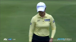 2R 14번홀 바운스 백 성공 경기력 반등을 꾀하는 김세영 - kakaoTV 2R 14번홀 바운스 백 성공 경기력 반등을 꾀하는 김세영