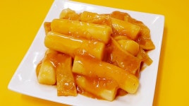 카레 떡볶이 만들기/세상 맛있는 분식집메뉴 뚝딱!/하루한끼 간단요리 자취요리/효능[수현집밥레시피] - kakaoTV 카레 떡볶이 만들기/세상 맛있는... 