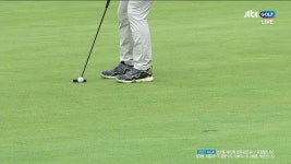 [3R 14번홀] 본격적 순위 경쟁 흐름을 뺏기지 않는 이준석의 버디 퍼트 - kakaoTV [3R 14번홀] 본격적 순위 경쟁 흐름을 뺏기지 않는... 