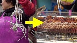 직접 가보니 TV에 나온 낙지구이 얼짱녀는 없었습니다 - 인천 신포국제시장 신포낙지호롱이 - kakaoTV 직접 가보니 TV에 나온 낙지구이... 