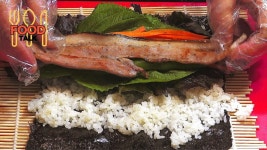 삼겹살김밥 / 삼겹살이 통째 들어간 김밥 / 부산맛집 / 깡통시장맛집 - kakaoTV 삼겹살김밥 / 삼겹살이 통째 들어간 김밥 / 부산맛집 / 깡통시장맛집