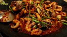 [주방 최초공개] 백종원 골목식당 포방터 부라더 철판 쭈꾸미 / 천만원 레시피 +백종원 솔루션 - kakaoTV [주방 최초공개] 백종원 골목식당 포방터... 