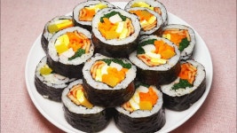 김밥 만들기/매운 어묵 김밥/나들이 도시락/분식집 메뉴/어묵 요리/효능/Gimbap[수현집밥레시피] - kakaoTV 김밥 만들기/매운 어묵 김밥... 