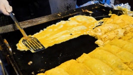 떡볶이 소스 계란말이 김밥 / 인천 까치네 떡볶이 - 한국 길거리 음식 - kakaoTV 떡볶이 소스 계란말이 김밥 / 인천 까치네 떡볶이 - 한국 길거리... 