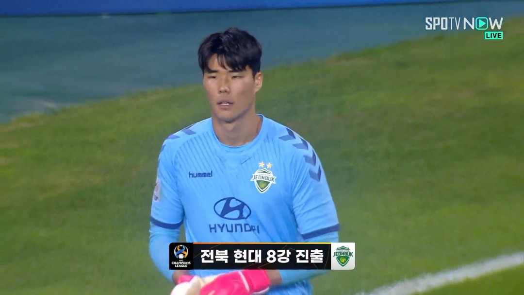 한국의 골키퍼 송범근, 2년 만에 전북 현대로 K리그1 복귀!