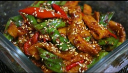 꽈리고추오뎅볶음! - kakaoTV 꽈리고추요리[꽈리고추어묵볶음]은은한... 매콤함으로 2배더~입맛땡기는 어묵요리 밑반찬 꽈리고추오뎅볶음!