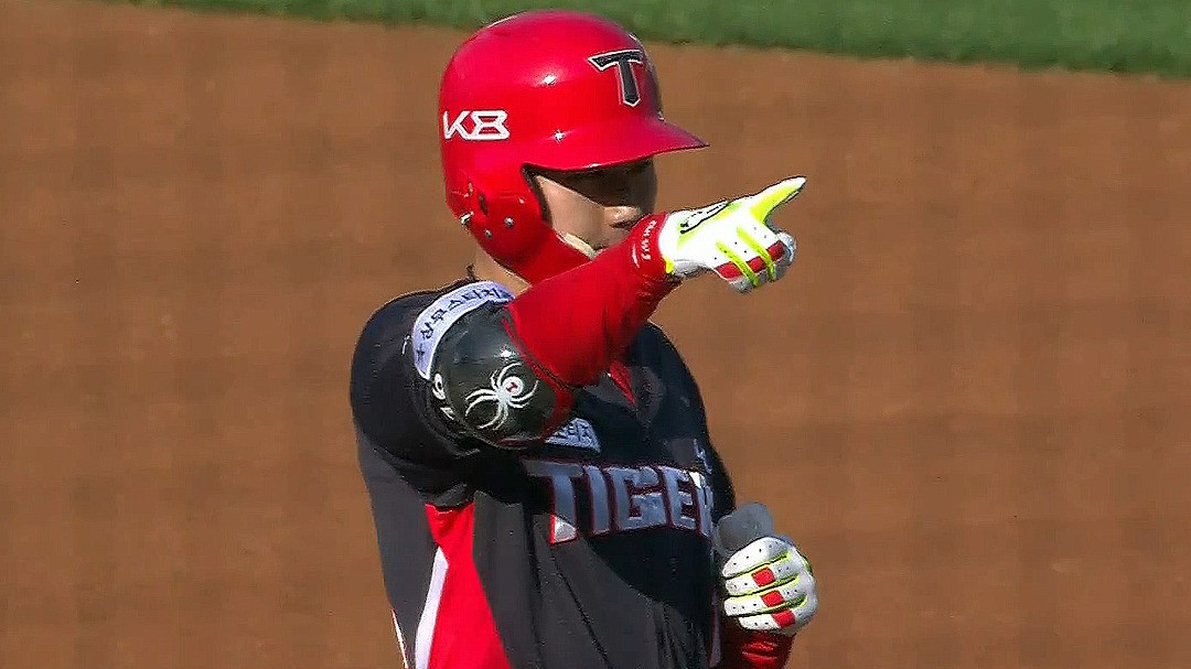 KIA, 두산 꺾고 5연패 탈출! 최원준 3안타 3타점 활약