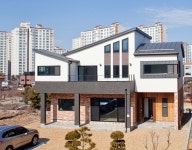 아이들에게 선물한 추억 만들기 공간, 진주 선선한家 - kakaoTV [목조, 통나무주택] 아이들에게 선물한 추억 만들기 공간, 진주 선선한家