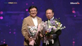 [PBA 골든큐 어워즈 2026] 공로상 - 후원사 부문 에스와이 빌더스... 어워즈 2026] 공로상 - 후원사 부문 에스와이 빌더스 구단주 홍성균