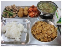 2000원 기숙사급식