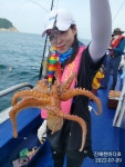 [진해문어낚시] 오전 오후 쭉~!! 올라타는 돌문어 찐한 손맛보며 열낚 즐낚 하고왔습니다~^^