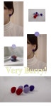 Odd earring [Very Berry] (Blueberry) :: 천삼백케이 Odd earring [Very Berry] (Blueberry)