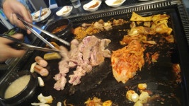 아까 삼겹살 4인분 이었거든? - 자유게시판 : plaync 블레이드 & 소울