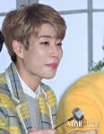 [스타포토] 아스트로 엠제이, 같이 먹어요 - 인터풋볼 