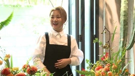 MBC 나 혼자 산다 박나래, 핑크빛 상상의 나래 펼친 꽃꽂이 수업! ‘어른 연애’ 꿈꾸는 야심찬 솔로!MBC 나 혼자 산다 박나래, 핑크빛 상상의... 