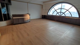 상동 | 상가점포 331㎡ 보증금 / 월세 2,000만원 | 복덕방공인중개사사무소 