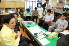 도지사 원희룡 -  세계가 찾는 제주, 세계로 가는 제주 21일 원희룡 제주특별자치도지사 도청 기자실에서 기자간담회 | 제주특별자치도청