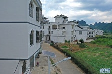 사진으로 보는 中 광시의 태양광 가로등