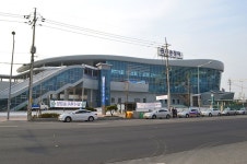 파일:Gwangju Songjeong Station building.JPG - 리브레 위키 파일:Gwangju Songjeong Station building.JPG