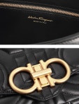 WIZWID:위즈위드 - [Salvatore Ferragamo:살바토레 페라가모][페라가모] 21 H154 Nero 700414 여성 토트 겸 숄더백 WIZWID