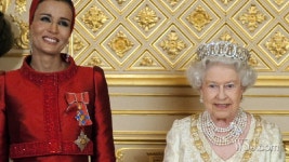 Wedding Manners: No Tweeting in Front of the Queen