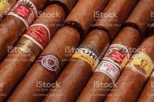 쿠바산 시가 스톡 사진 483343224 | iStock Ciudad de Mexico, Mexico - August 1, 2015: Cuban Cigars. All cigar...
