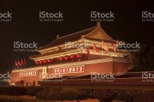 자금성 전광식 동안 패스티발 스톡 사진 469681959 | iStock Heavenly Gate entrance to Forbidden City illuminated at night during...