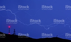 번개 통신 타워수 스톡 사진 522190173 | iStock during a thunderstorm in southern New Mexico lightning bolts dance...