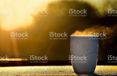 썬무인커피(SUN) | 모닝 커피 스톡 사진 153760190 | iStock Morning coffee in sun rays