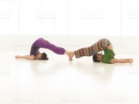 요가 파트너 스톡 사진 469044149 | iStock Two men practicing male and female yoga partners