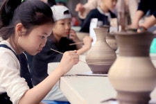 ‘나만의 개성을 담아’…도자기 만들기 체험