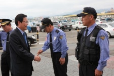 (동해지방해양청)김충규 동해지방해양경찰청장, 영북지역 치안현장 점검:내외신문 ≪내외신문≫ (동해지방해양청)김충규 동해지방해양경찰청장... 