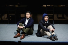 연극 <맨 끝줄 소년> 첫 주말 매진, 수험생 할인 진행:내외신문 ≪내외신문≫ 연극 <맨 끝줄 소년> 첫 주말 매진, 수험생 할인 진행