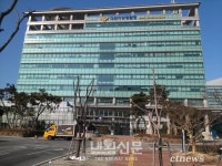 대전경찰청, 대출 미끼 앱 설치 요구 무조건 보이스피싱 주의:내외신문 ≪내외신문≫ 대전경찰청, 대출 미끼 앱 설치 요구 무조건 보이스피싱 주의