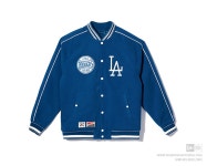 (갤러리아 타임월드) - NS홈쇼핑  [뉴에라][공용] 뉴에라 쿠퍼스타운 LA다저스 스타디움 재킷 블루 (11887882)(갤러리아 타임월드) - NS홈쇼핑
