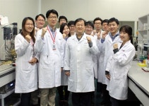 국내 첫 유산균 배양 성공한 프로바이오틱스 연구의 선구자 | 한국일보