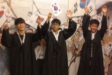 [도시의 재발견 시티투어버스] 유달산 충무공 유적ㆍ삼학도 노벨상기념관ㆍ옛 일본인거리…온통 역사의 현장 | 한국일보 목포 구석구석을... 