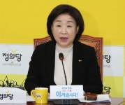 [SNS눈] “대구ㆍ경북만? 전 국민 모두?” 재난기본소득 100만원 제안에 갑론을박 | 한국일보