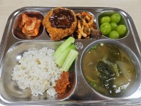 2025년 11월 11일 (화) 급식 :: 급식 소식 :: 어등초등학교 어등초등학교 :: 급식 소식 :: 2025년 11월 11일 (화) 급식