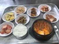 피파 온라인4 인벤 : 집 앞 식당에서 아침먹었는데 - 피파 온라인4 인벤 자유게시판