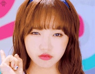 Happy International Womens Day 🐝 | Weki Meki (위키미키) WEME (위미) Amino