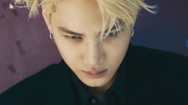 #exoclusive #kai day<w korea>와 sm엔터테인먼트의 독점 콜라보레이션 프로젝트 exoclusive. 에서 패션 필름 ‘카이’편을... 