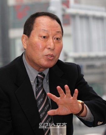 김인식 기술위원장 , ‘2015 프리미어 12’ 사령탑 선임 - 일간스포츠 김인식 기술위원장 , ‘2015 프리미어 12’ 사령탑 선임