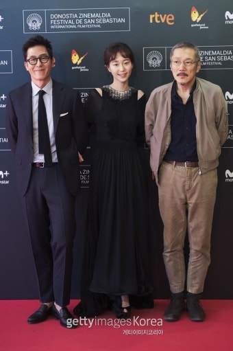 [무비is] 홍상수, 김주혁·이유영에 ”미안하다” 사과한 사연 - 일간스포츠 [무비is] 홍상수, 김주혁·이유영에 ”미안하다” 사과한 사연